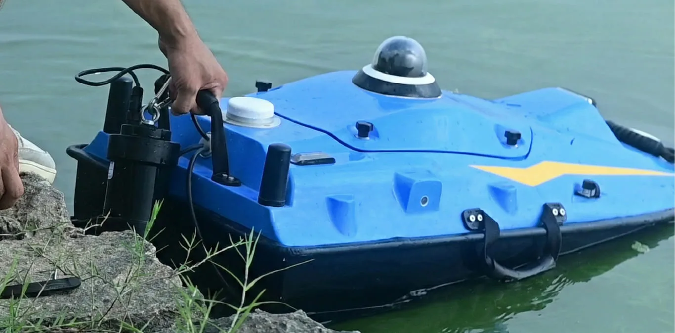 Tboat10