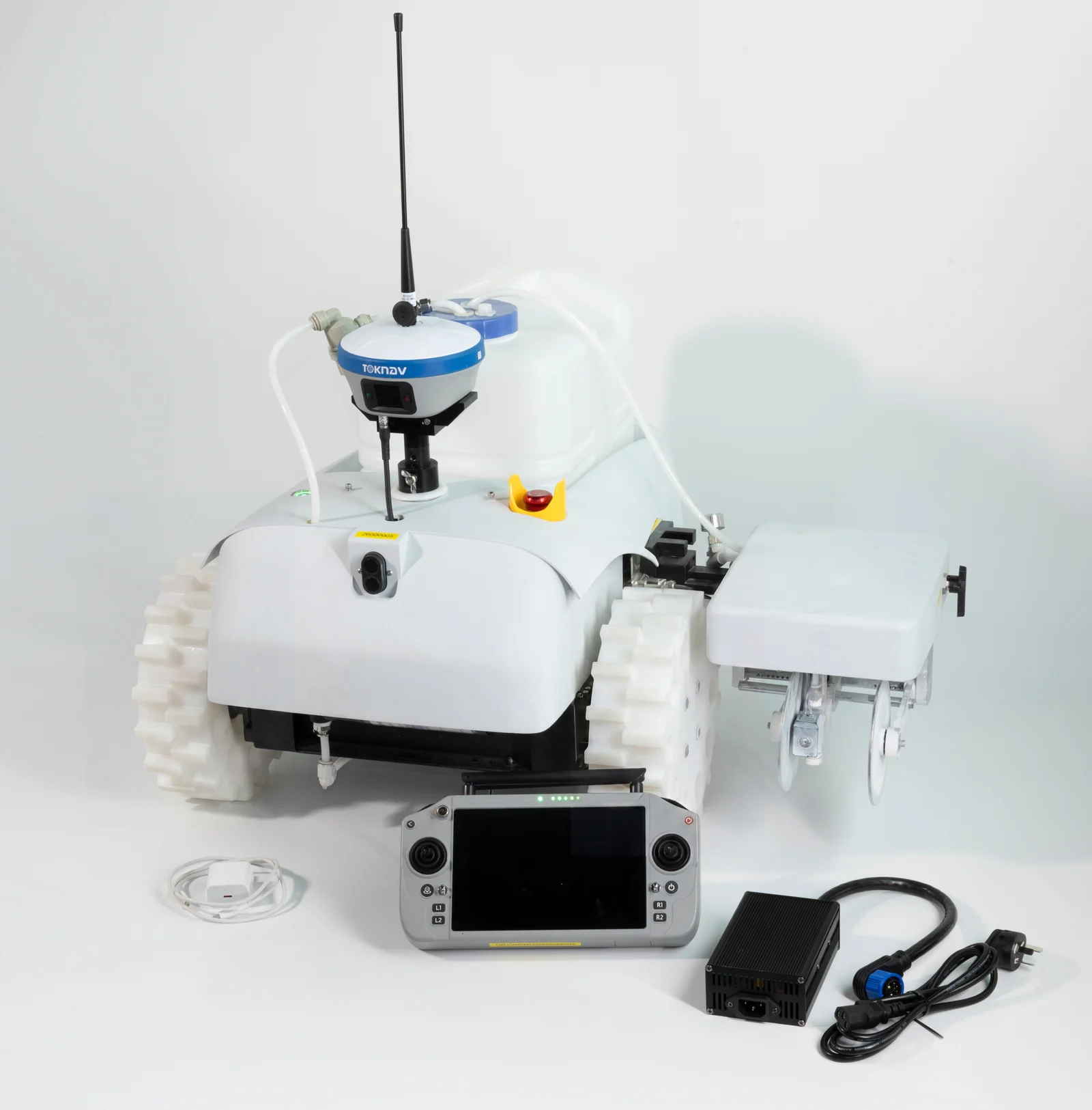 TOKNAV TR10Pro sports field marking robot with controller and charger