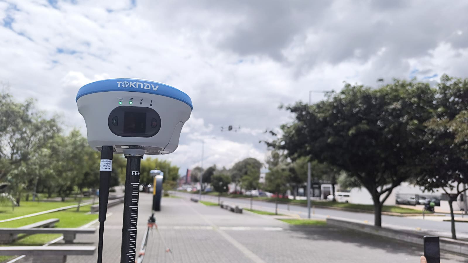 GNSS RTK Receiver Guide: Model Comparison, Setup and Field Checks