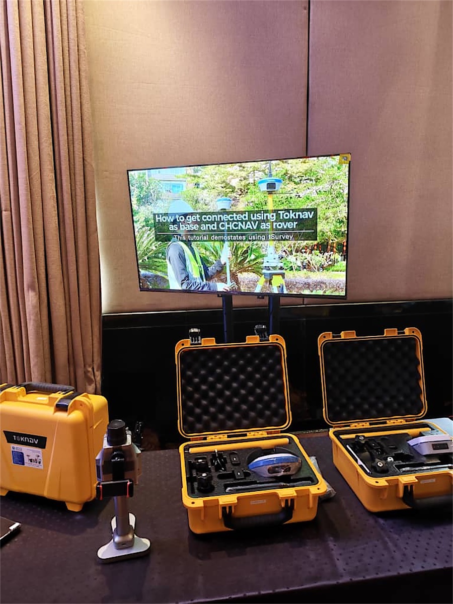 TOKNAV surveying and geospatial equipment displayed during the Sri Lanka technical exchange